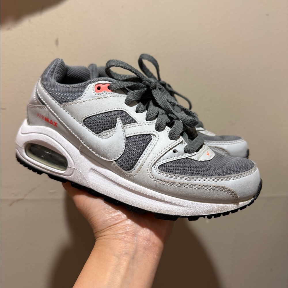 Nike Air Max Command Flex Grey White 4Y women’s 6 sneakers